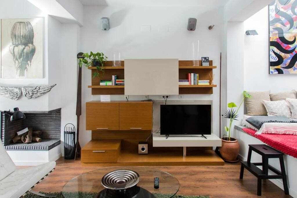 Lujoso Apartamento Con Patio En Triana Sevilla Екстер'єр фото